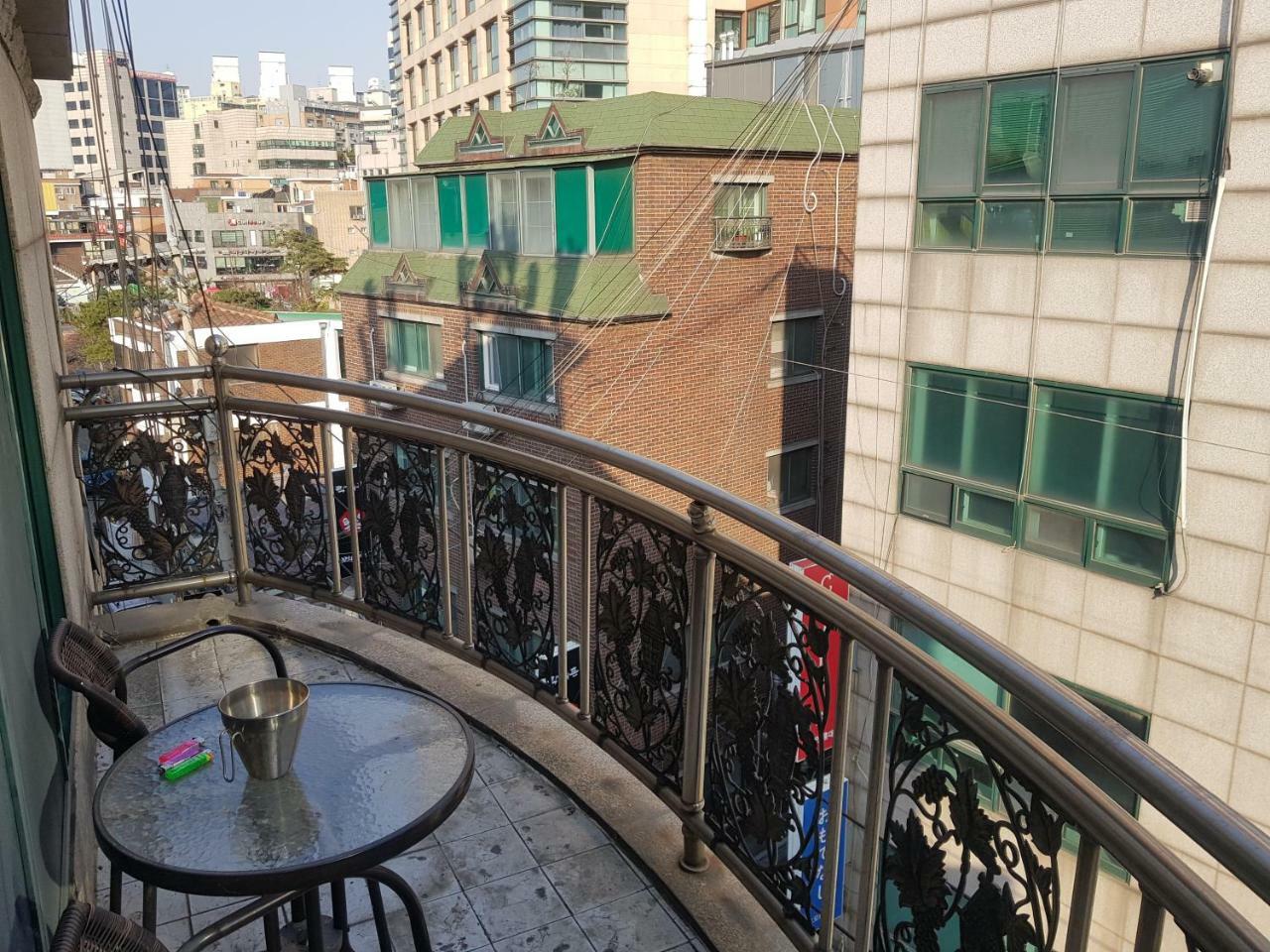 Hostel Jin's Paradise *